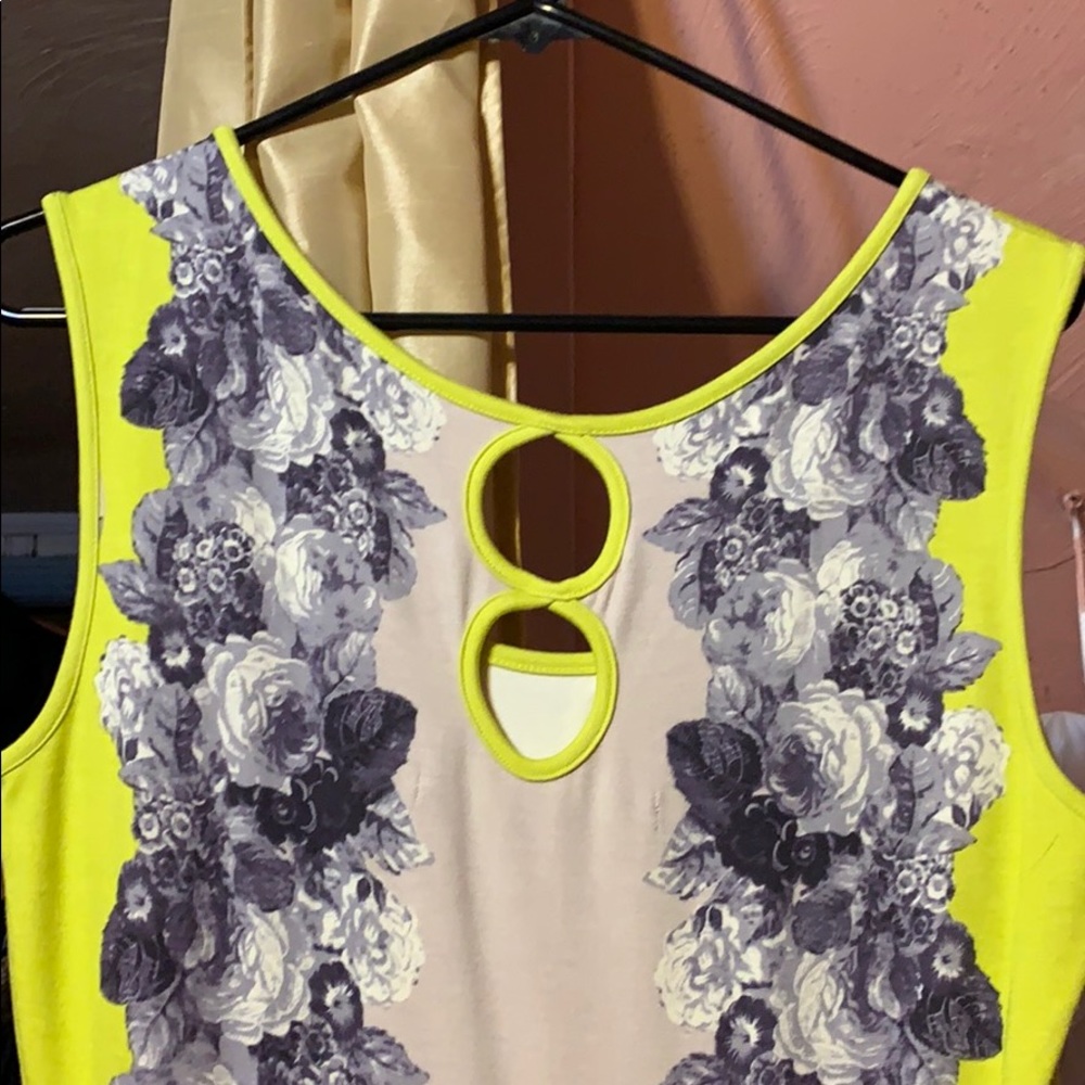 Mini dress - Picture 3 of 4